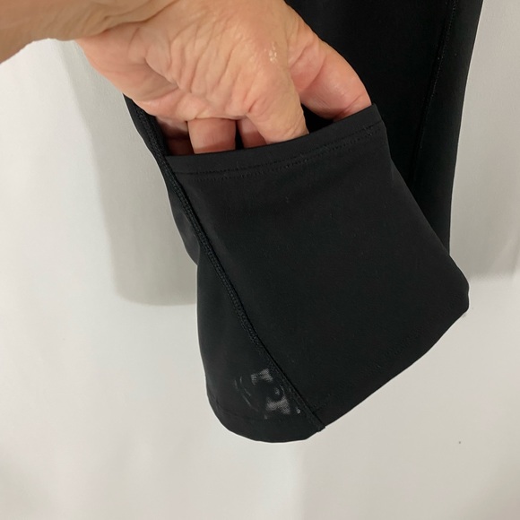 Athleta Razorback Bra In Tank Top - Picture 3 of 7